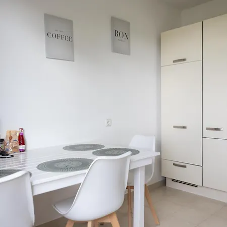 Gemuetliche Staedtnaehe Mit Netflix Und Stellplatz * كوبورغ